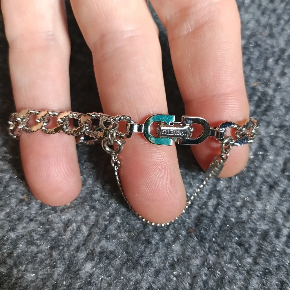 Monet Bracelet Girls Silver Tone Textured Link Girls 6 Inch Safety Chain VTG